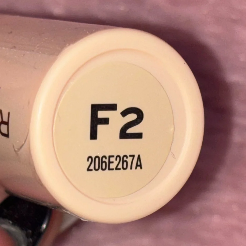Makeup Revolution Fast Base Stick Foundation